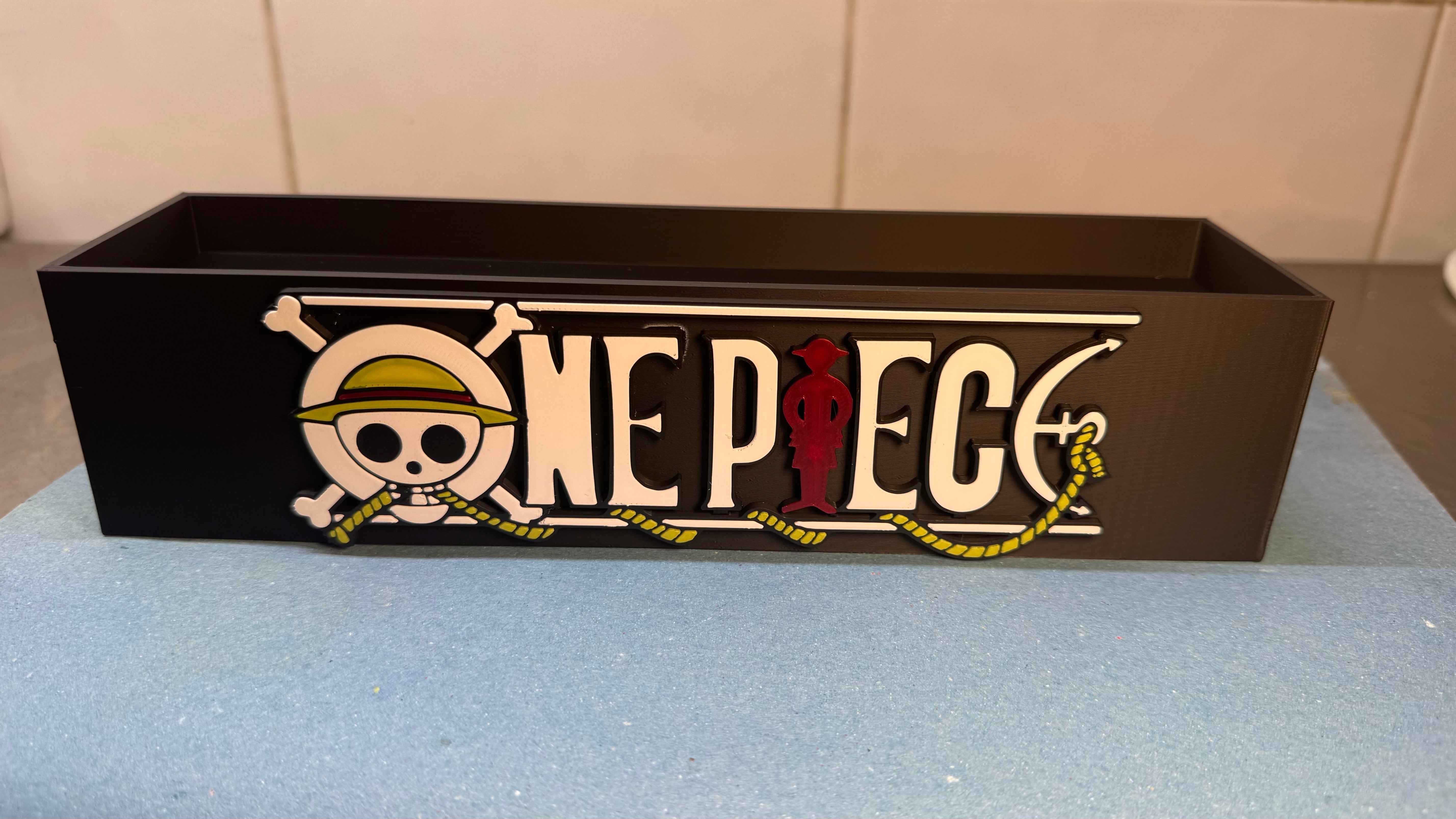 Espositore OnePiece Uovo Kinder