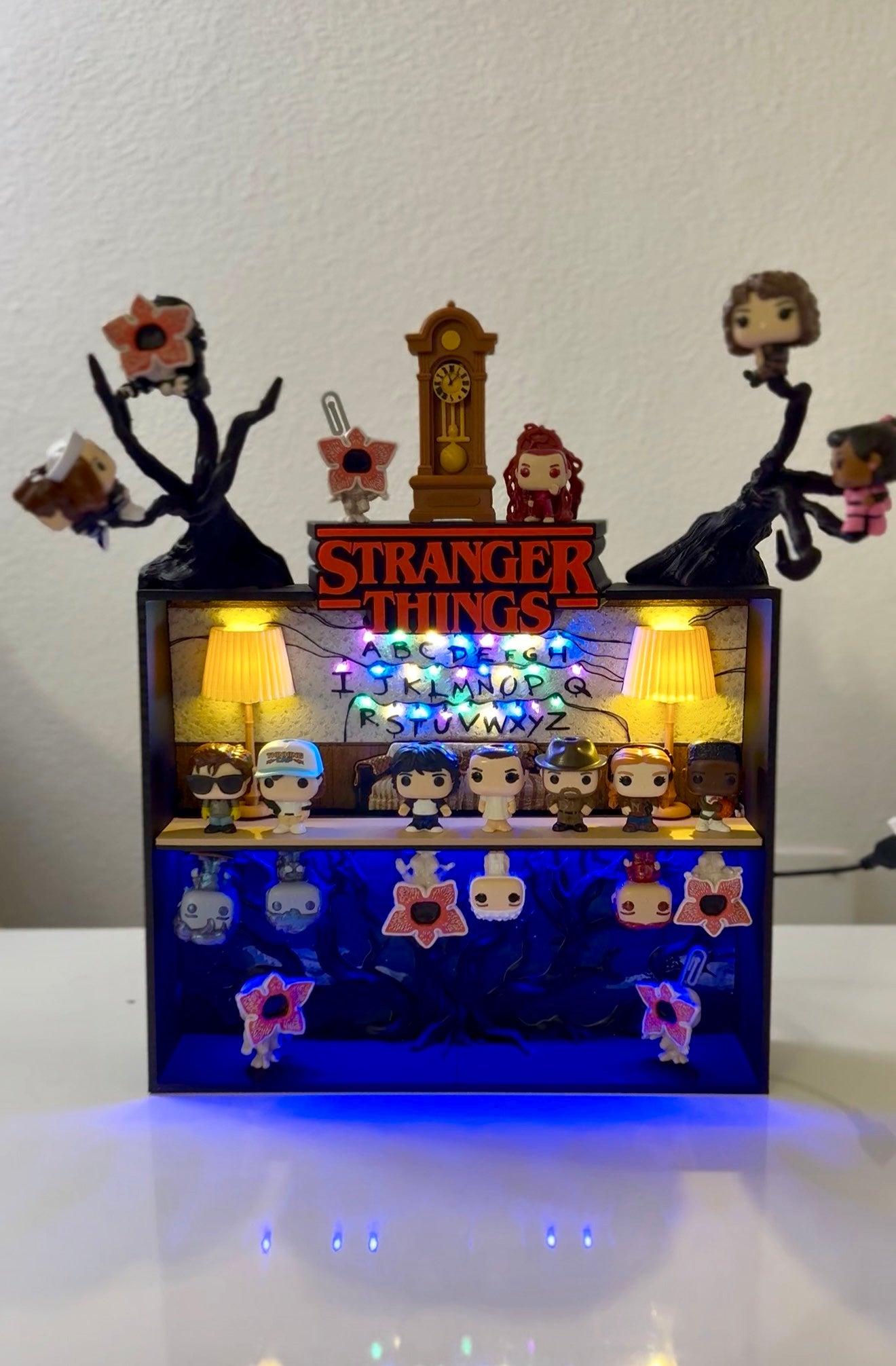 Espositore StrangerThings - Casa Byers
