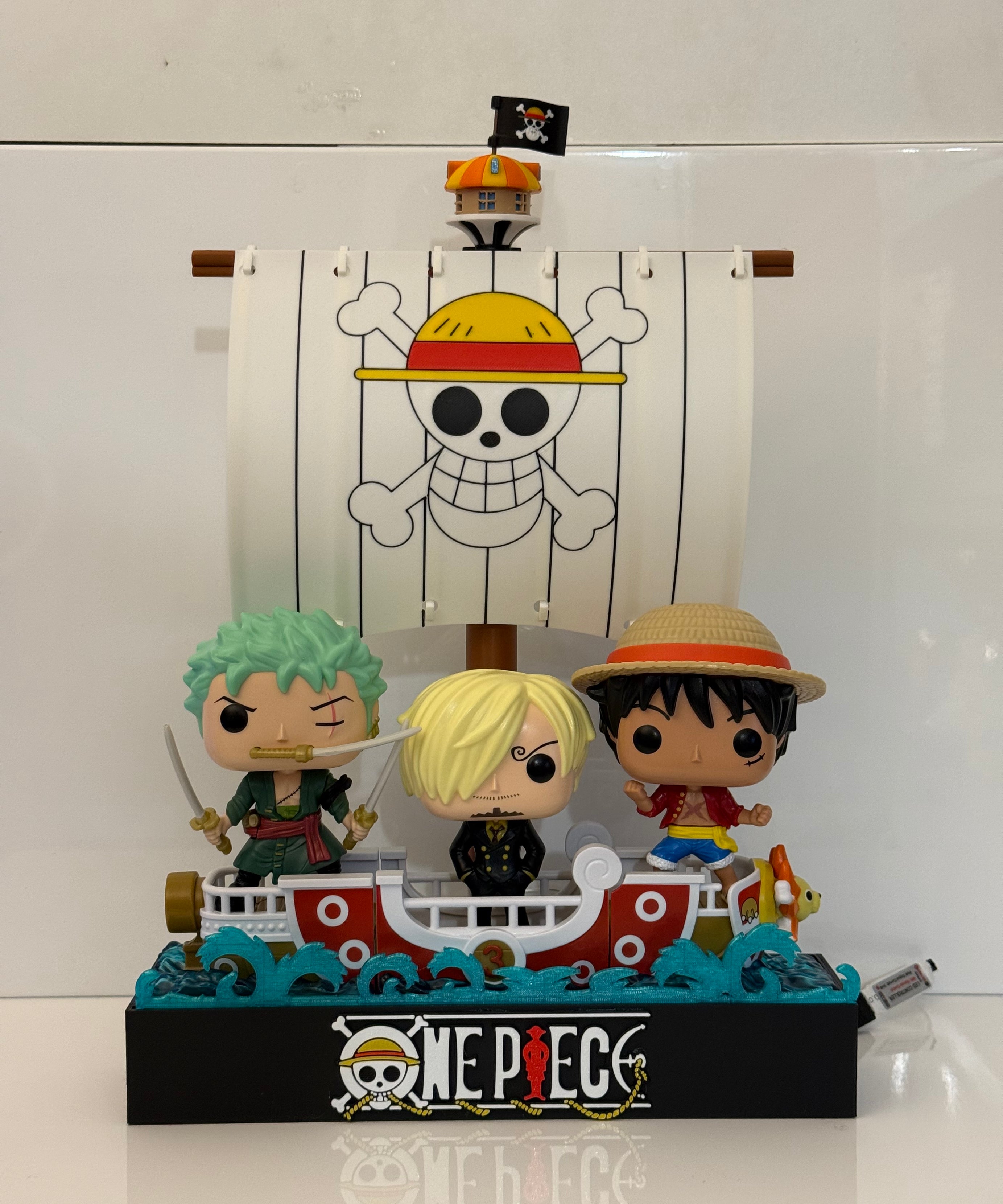 Espositore OnePiece Vela + Torre Osservazione