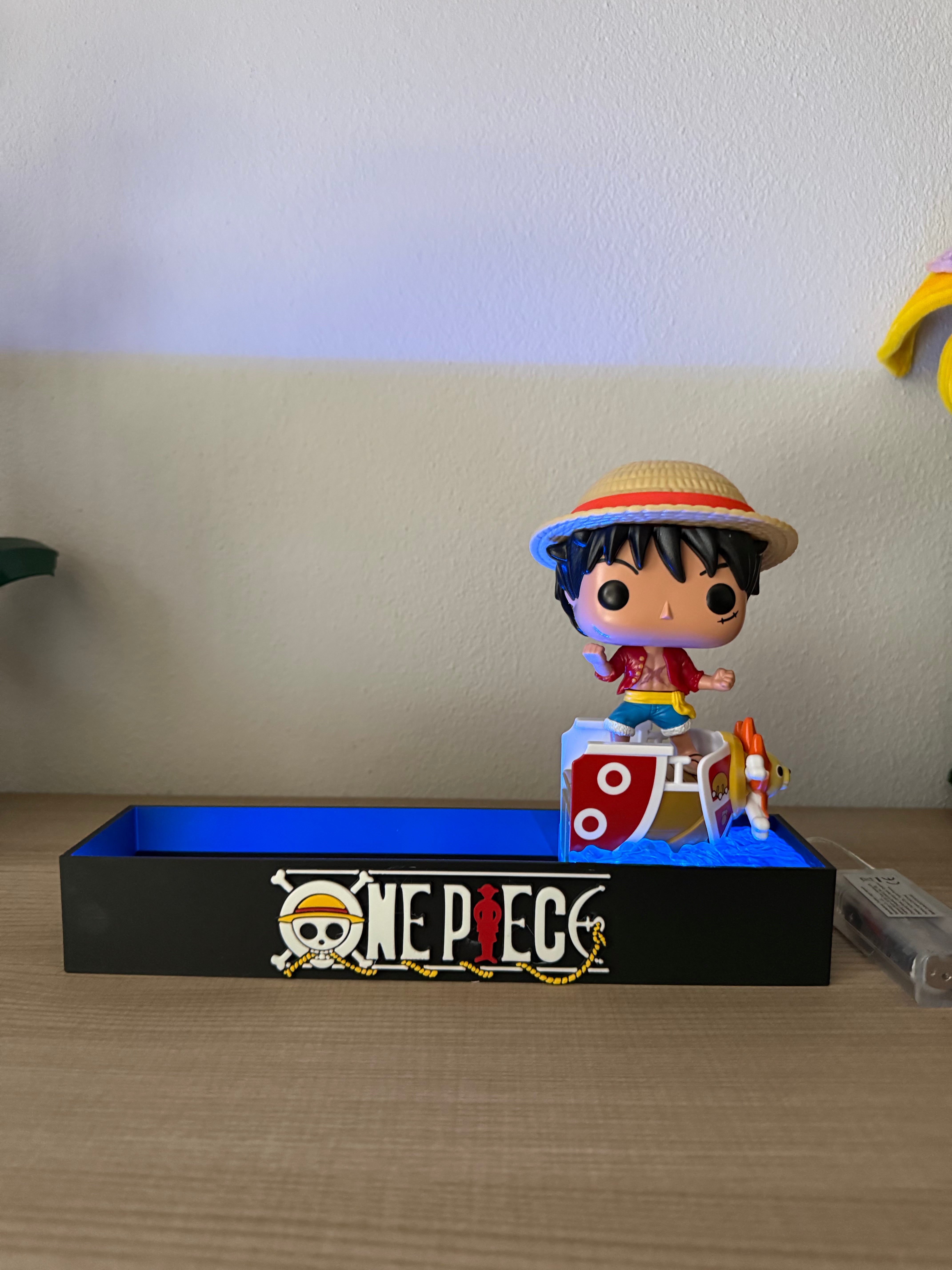 Espositore OnePiece Uovo Kinder