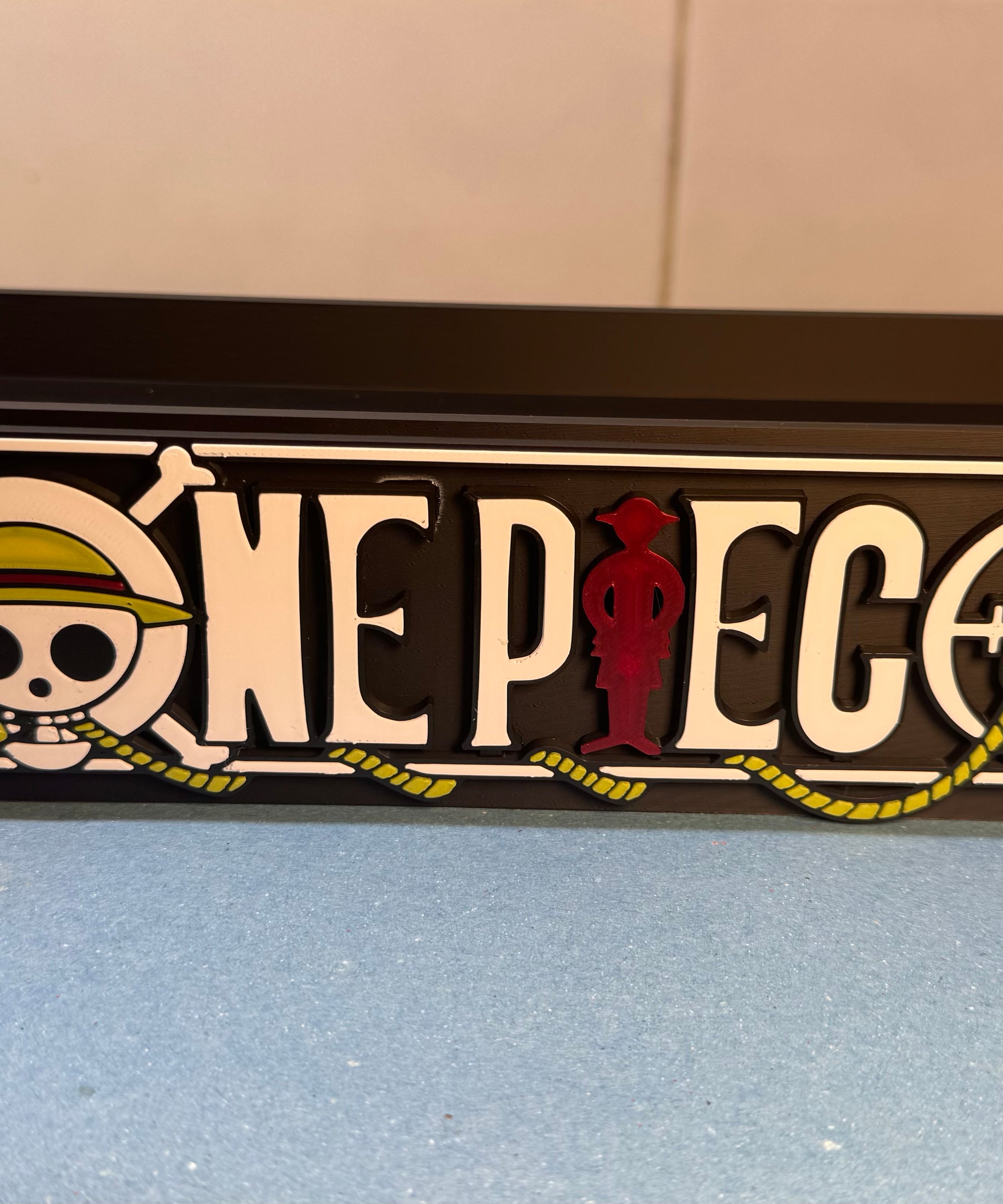 Espositore OnePiece Uovo Kinder