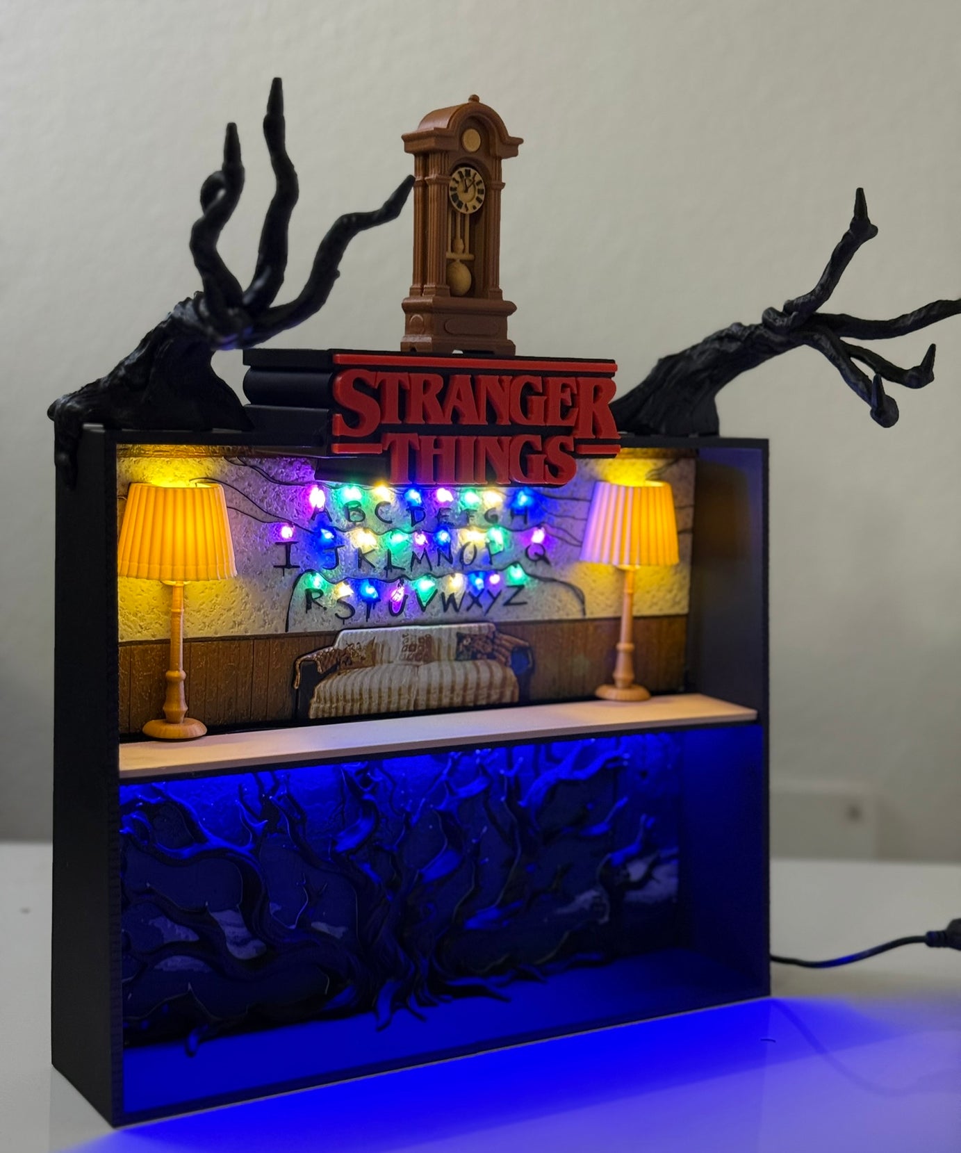Espositore StrangerThings - Casa Byers